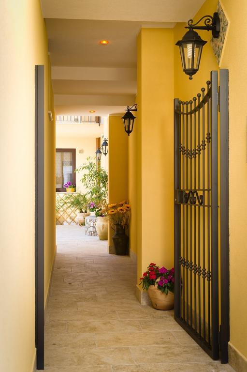 Appartamenti Il Patio Сан-Вито-Ло-Капо Экстерьер фото