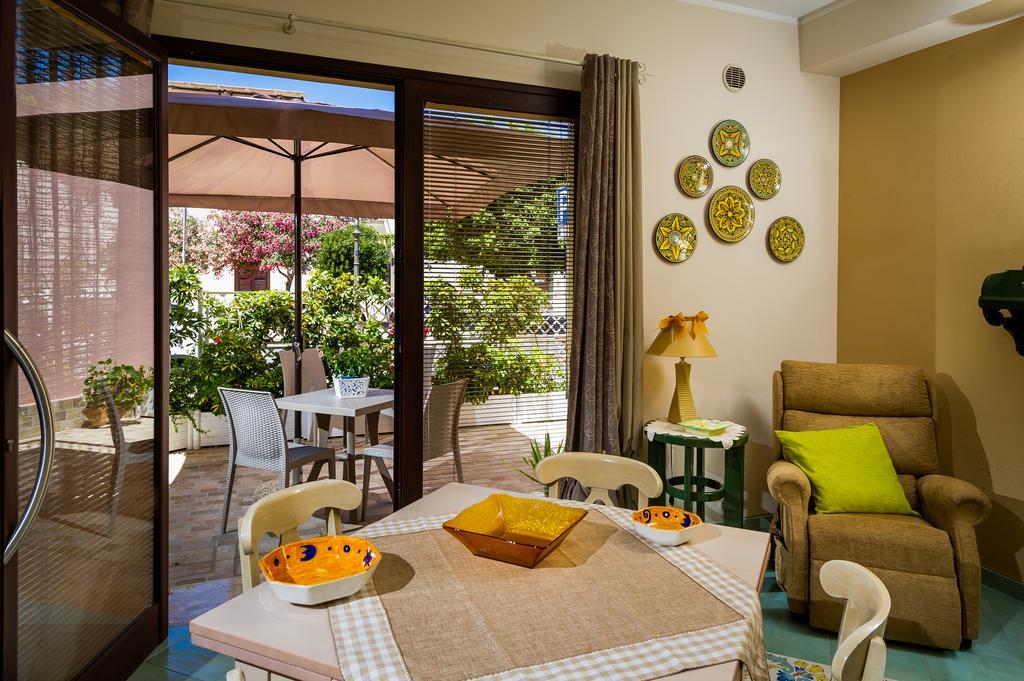 Appartamenti Il Patio Сан-Вито-Ло-Капо Экстерьер фото